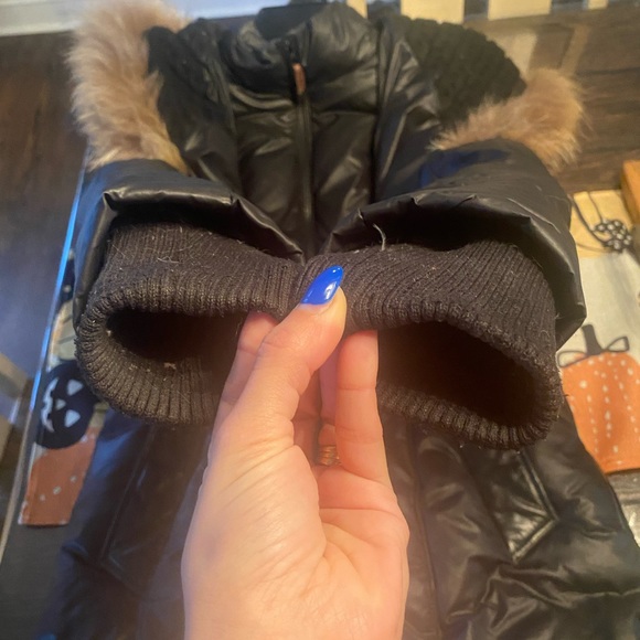 RUDSAK medium coat with real fur (not removable) - Picture 5 of 14